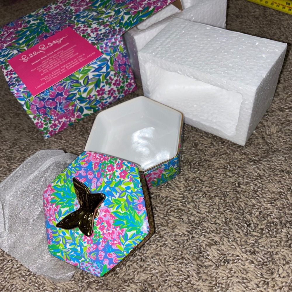 Lilly Pulitzer Butterfly Trinket Dish Hexagon Floral Jewelry Box New